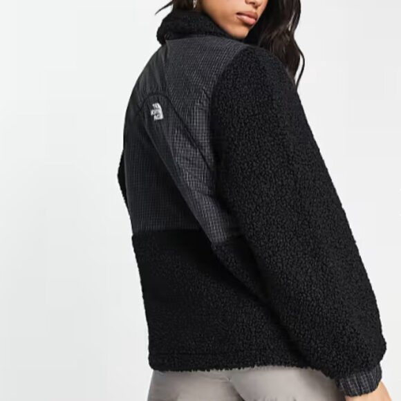 The North Face Tnf X Alfie Kungu Denali Jacket women’s medium. Limited edition - Picture 5 of 10